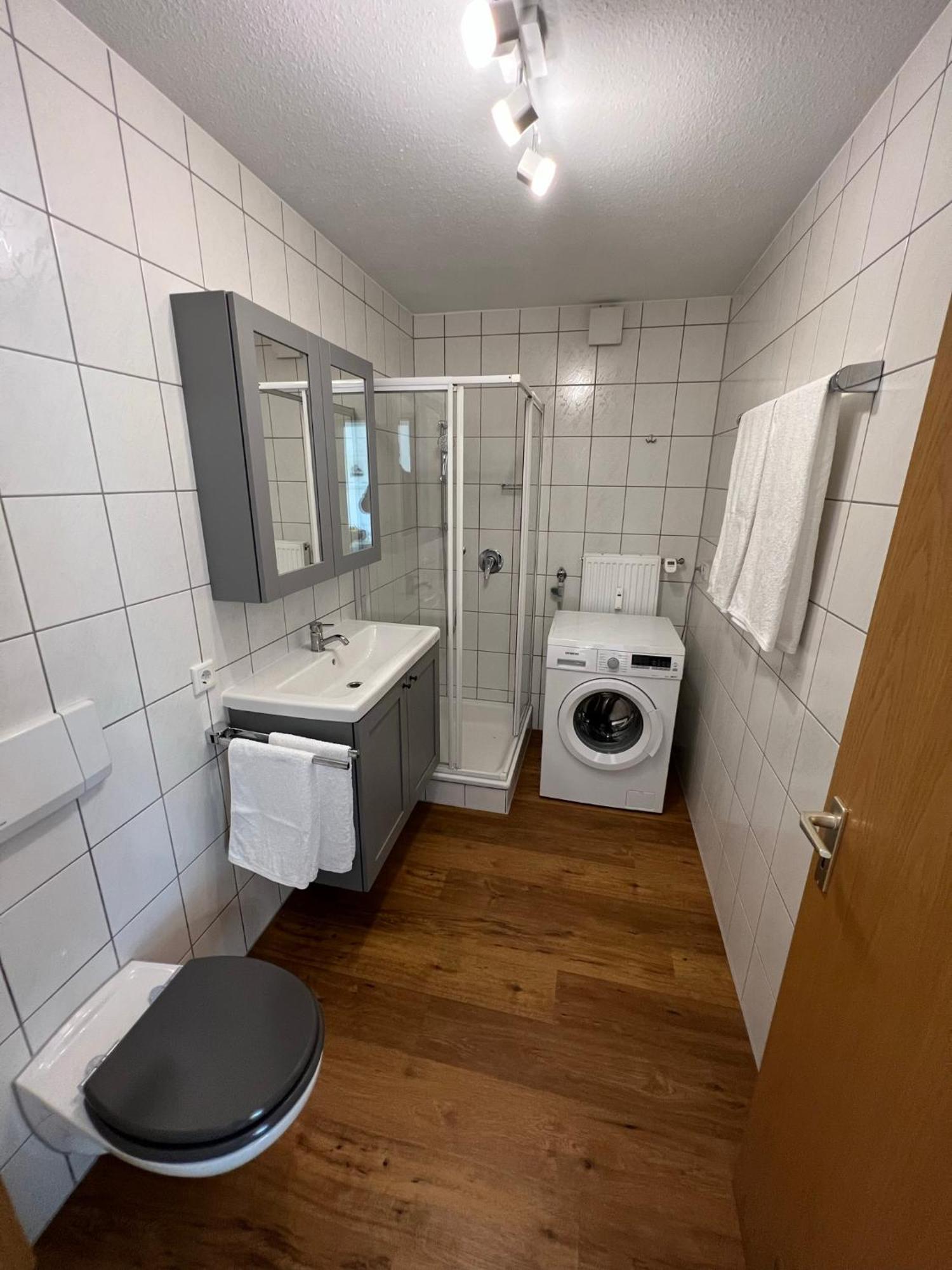 Schoene Ferienwohnung In Штоках Экстерьер фото